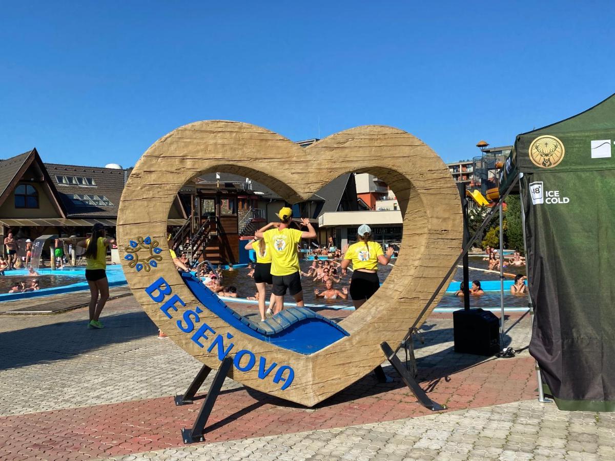 Apartment Family Besenova - Free Swimming Pool Екстер'єр фото