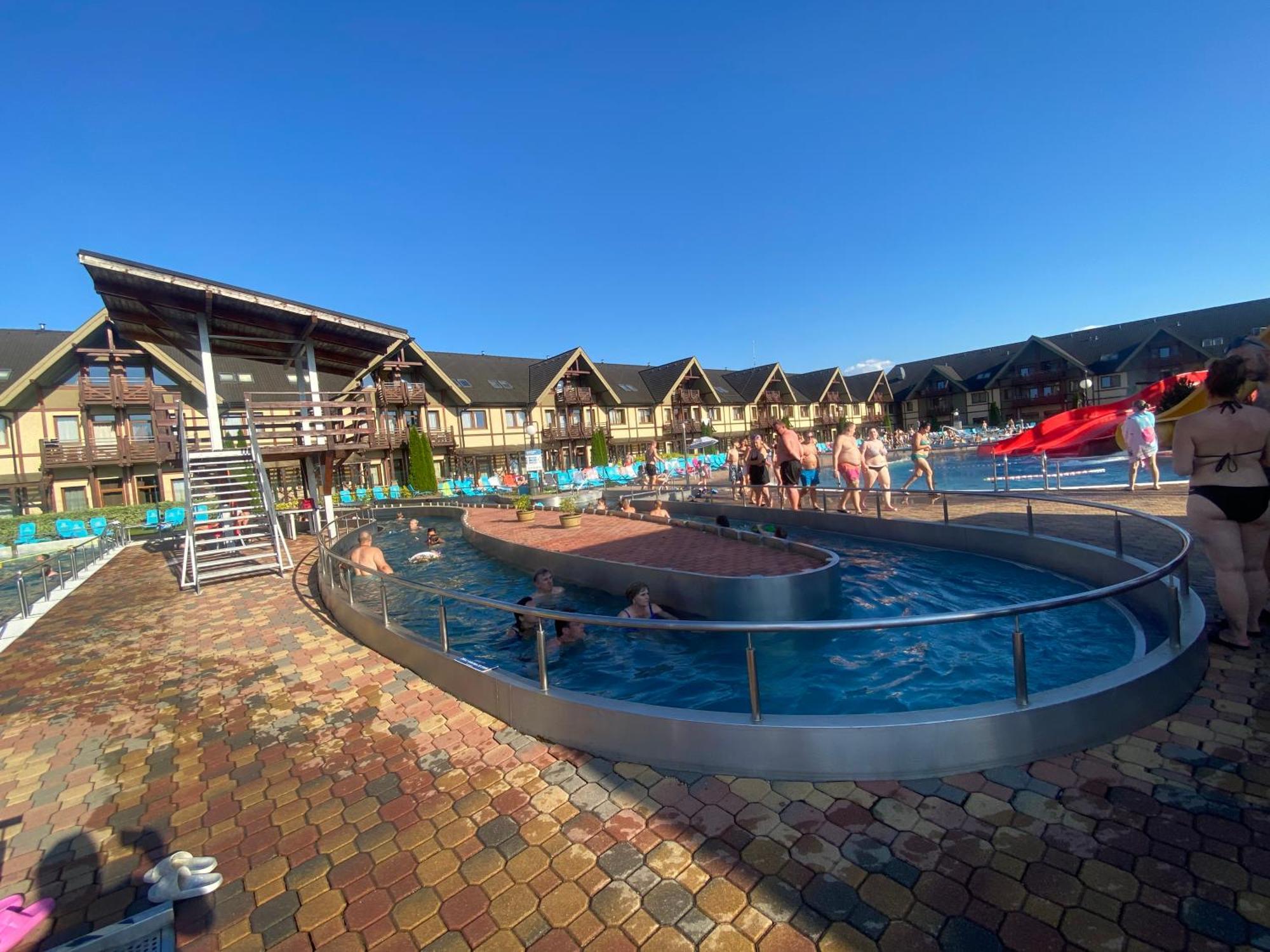 Apartment Family Besenova - Free Swimming Pool Екстер'єр фото